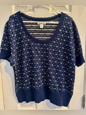 Lands' End Navy Short Sleeve Knit Top with Yellow and White Dots